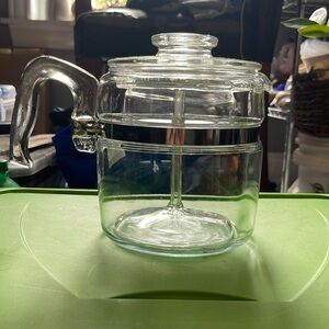 Vintage Pyrex 7756 6cup Stovetop Coffee Perculator in great condition!